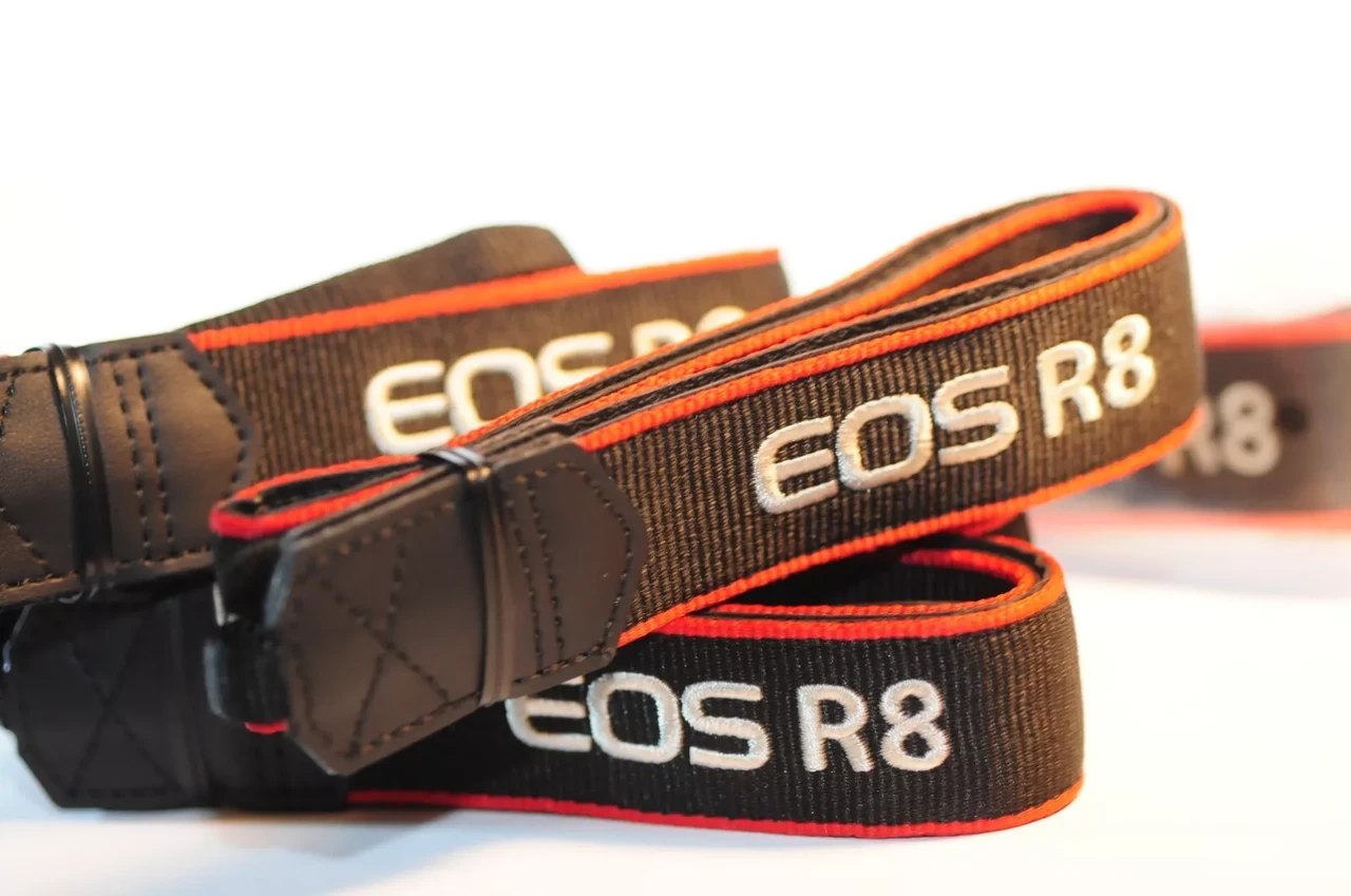 Плечевой шейный ремень для фотоаппарата CANON EOS R8