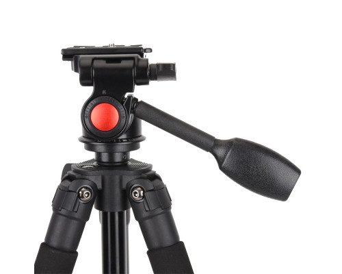 Штатив фірми QZSD для фотоапаратів та відеокамер - Q-600 (Q600)