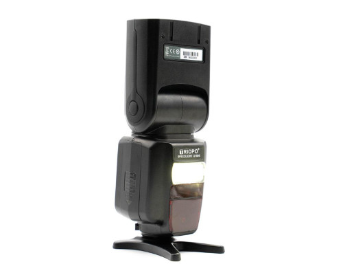 Спалах для фотоапаратів Nikon та Canon - TRIOPO G1800 з TTL та вбудованим синхронізатором та акумулятором