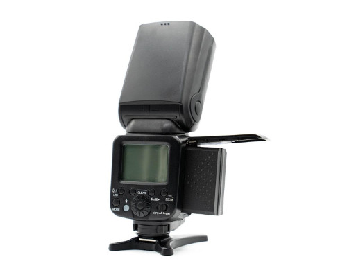 Спалах для фотоапаратів Nikon та Canon - TRIOPO G1800 з TTL та вбудованим синхронізатором та акумулятором
