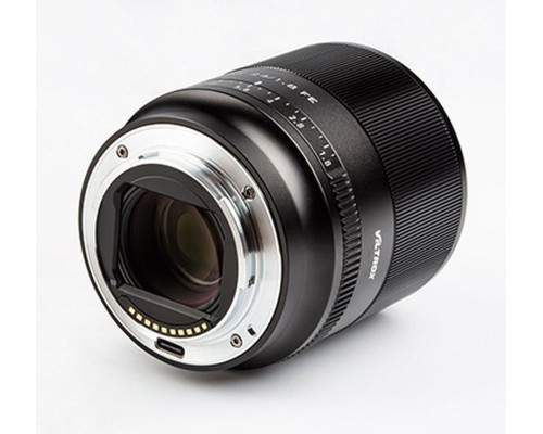 Объектив VILTROX AF 24mm 1:1.8 STM (AF 24/1.8 FE) для камер Sony (байонет - E-mount)