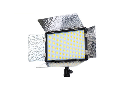 Комплект "MEDIUM S" LED світло Teyeleec TL520 (3200-5600K) + акумулятор + зарядний пристрій + стійка 2 м.