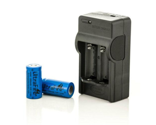 Комплект: зарядне + 2 шт акумулятори CR123A, CR123, LR123A, 16340 Ultrafire 1200 mAh