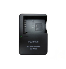 Зарядний пристрій BC-W126 для камер FujiFilm (батарея NP-W126, NP-W126S)