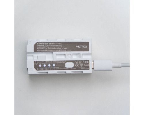 Акумулятор Viltrox L-Series NP-F550 з USB-роз'ємом LED світла та іншого (2200 ma) + кабель TYPE-C у комплекті
