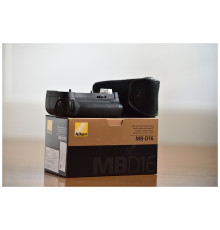 Батарейний блок (бустер) MB-D16 для NIKON D750