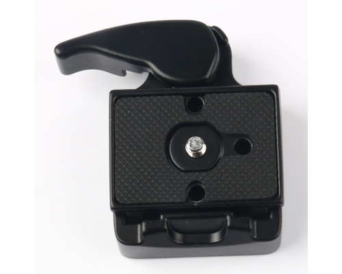Штативный адаптер с быстросъемной площадкой AccPro QR-02 (Tripod Quick Release Plate)